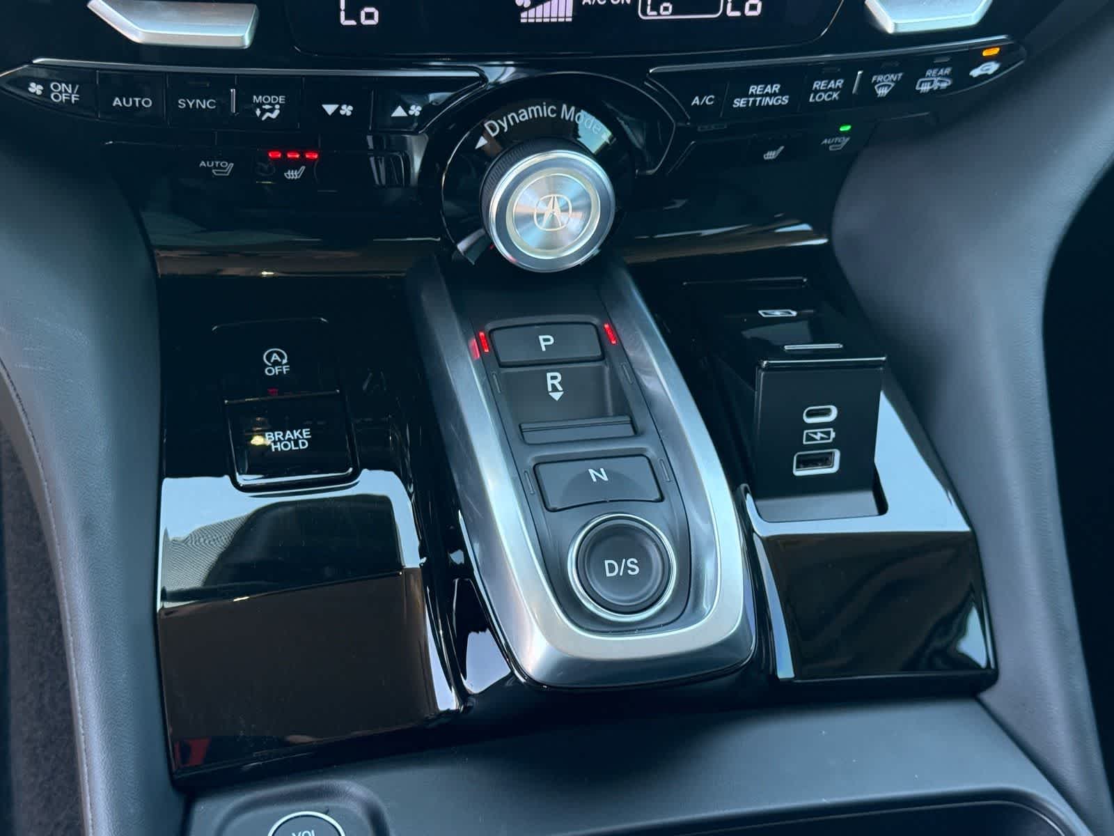 2025 Acura MDX w/Technology Package