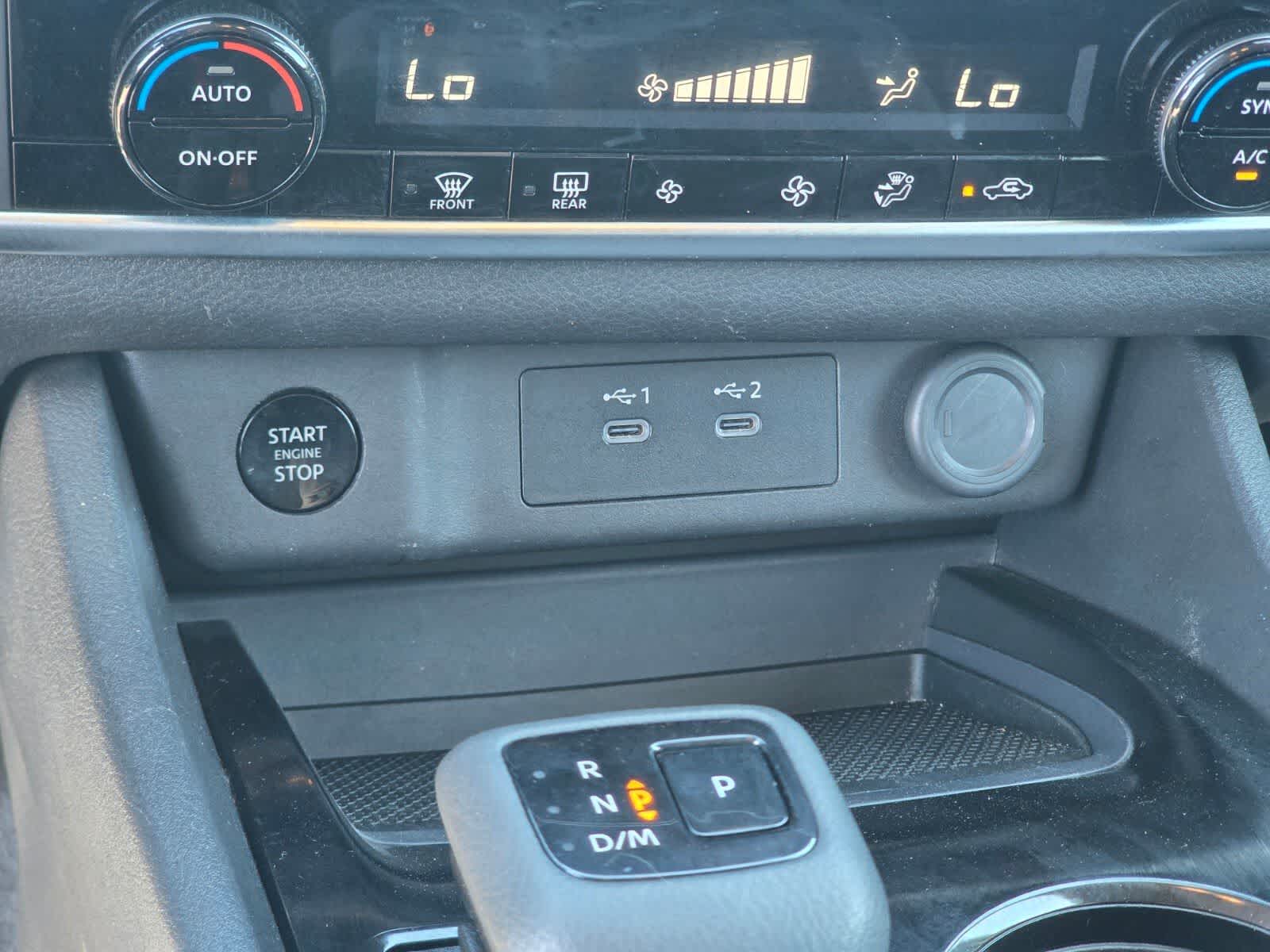 2025 Nissan Rogue SV