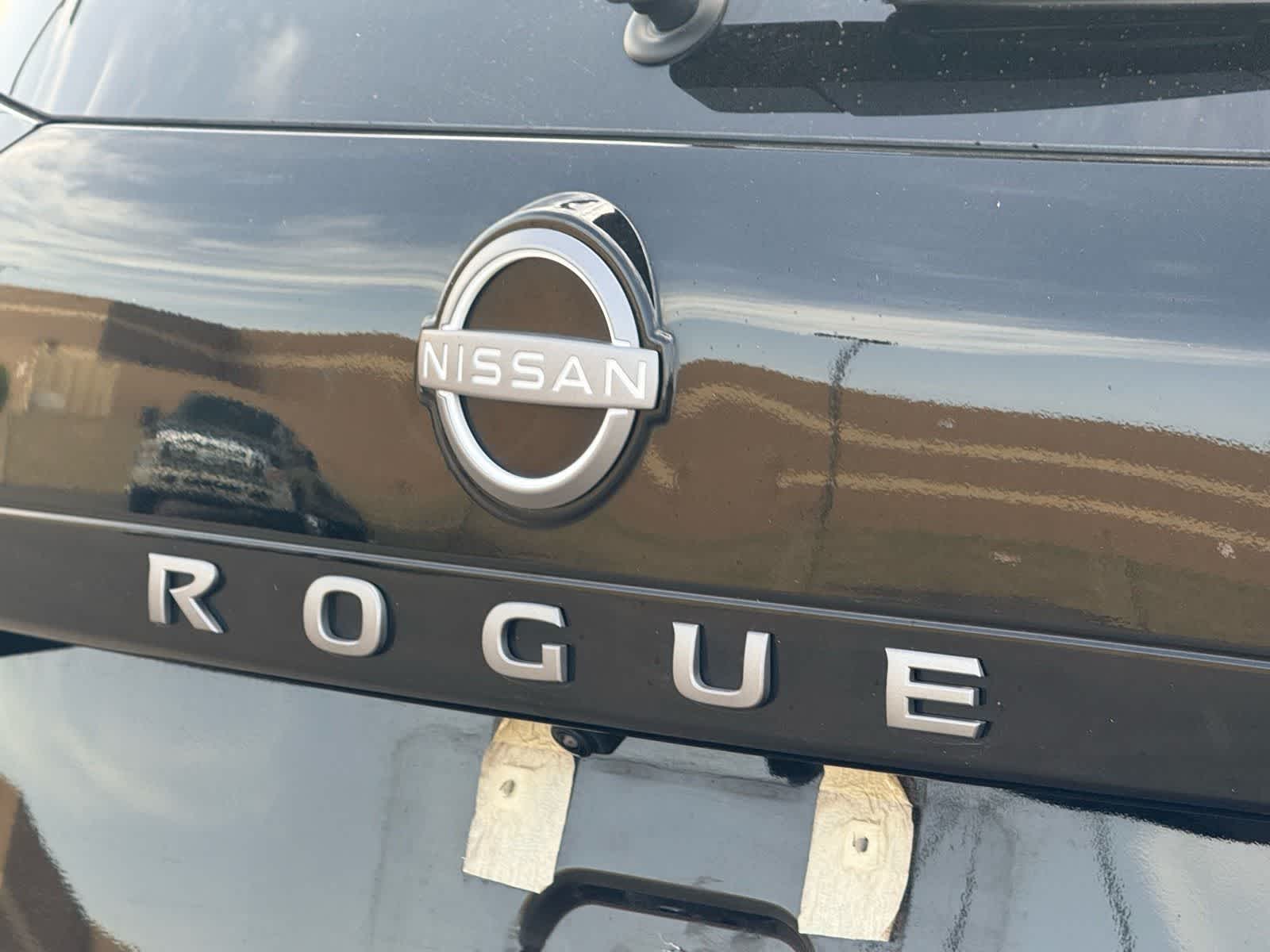 2026 Nissan Rogue SL