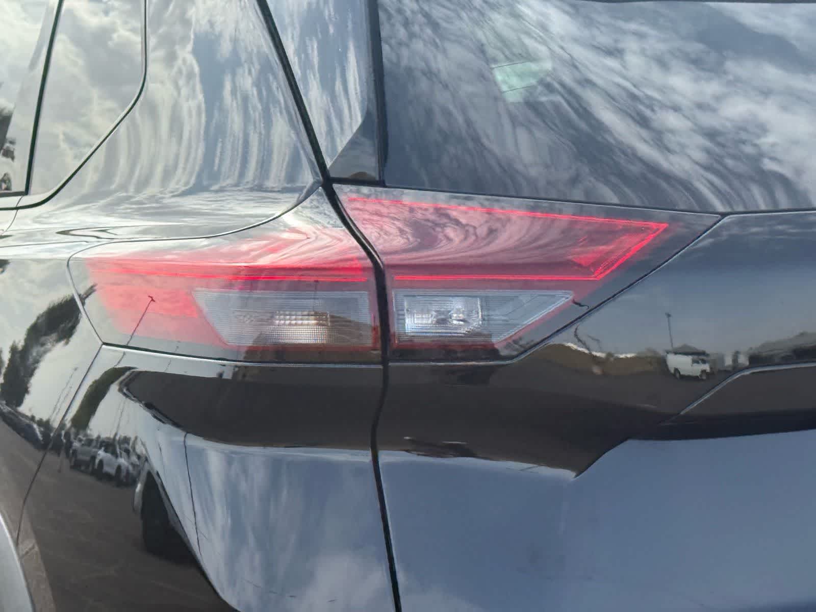 2026 Nissan Rogue SL