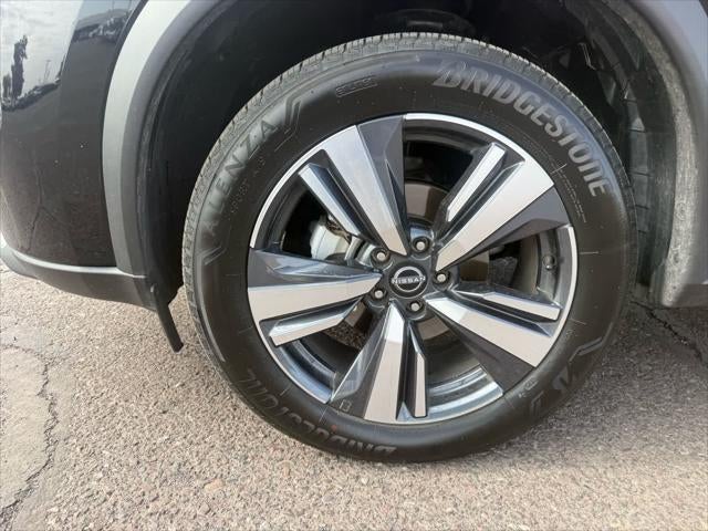 2026 Nissan Rogue SL