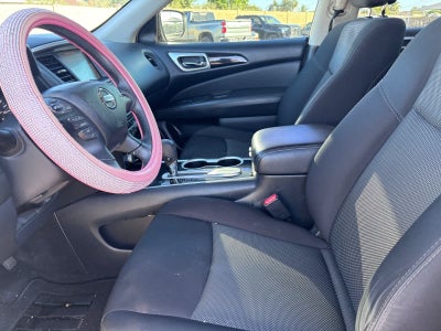 2020 Nissan Pathfinder S