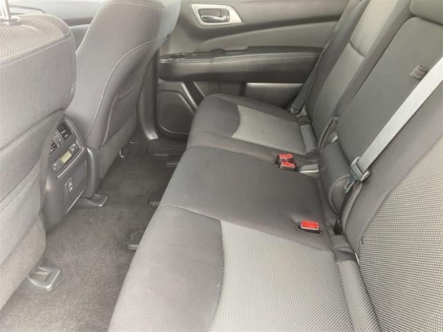2018 Nissan Pathfinder SV