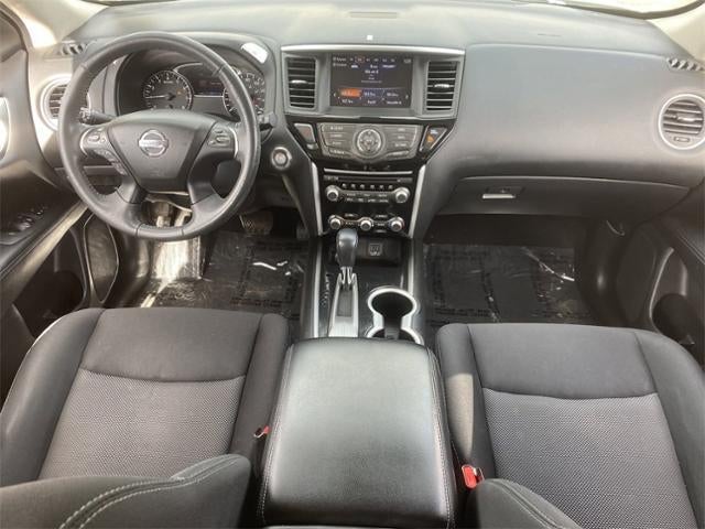 2018 Nissan Pathfinder SV