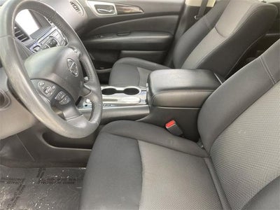 2018 Nissan Pathfinder SV