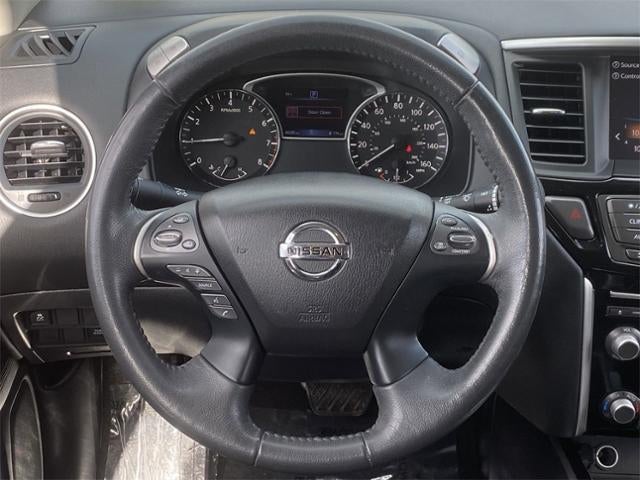 2018 Nissan Pathfinder SV