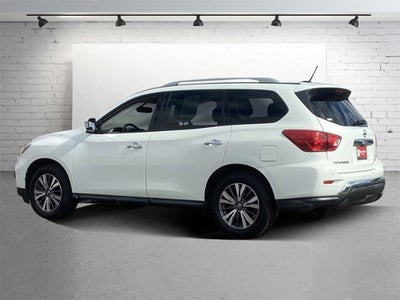 2018 Nissan Pathfinder SV