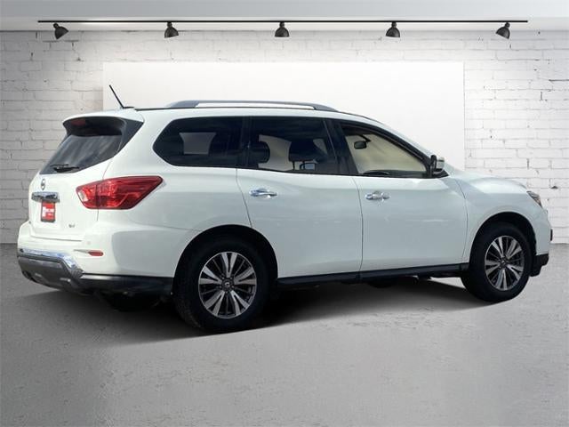 2018 Nissan Pathfinder SV