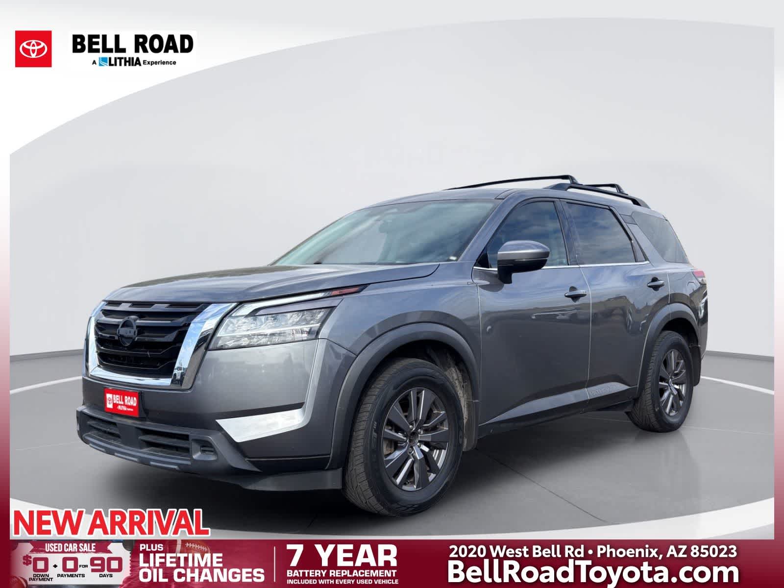 2022 Nissan Pathfinder SV
