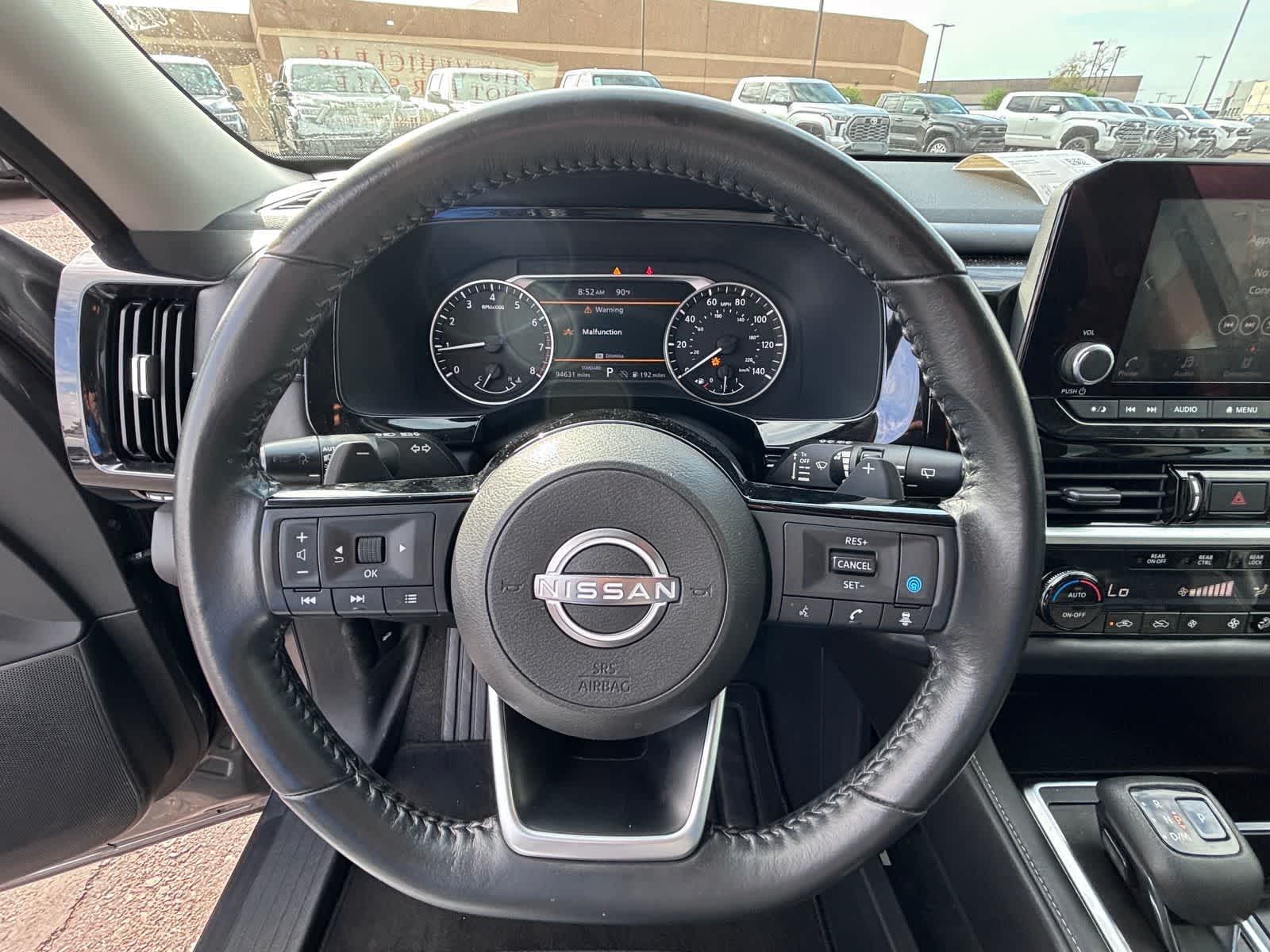 2022 Nissan Pathfinder SV