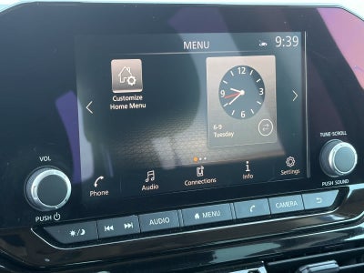 2023 Nissan Pathfinder SV