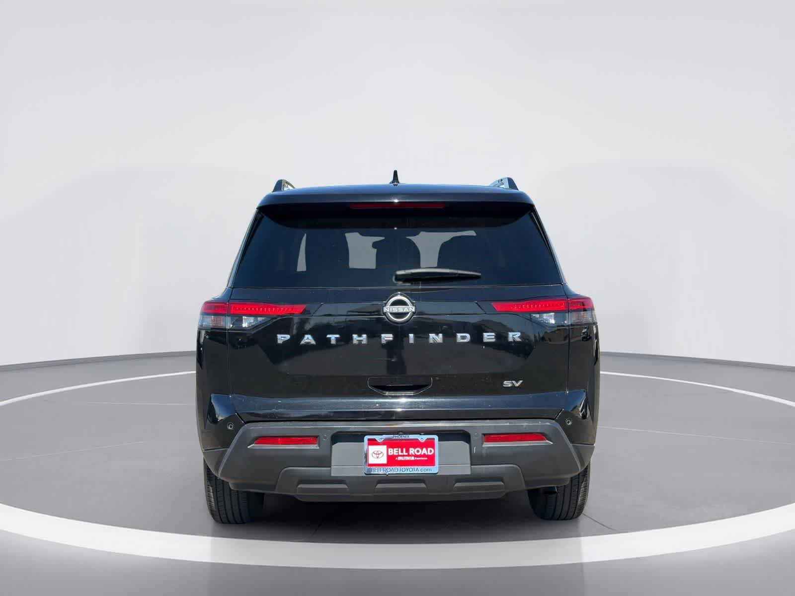 2023 Nissan Pathfinder SV