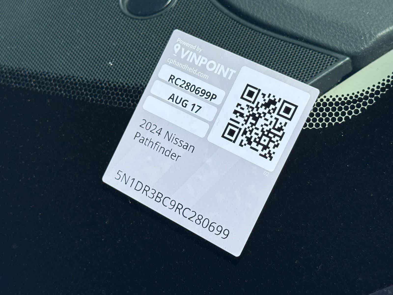 2024 Nissan Pathfinder SV