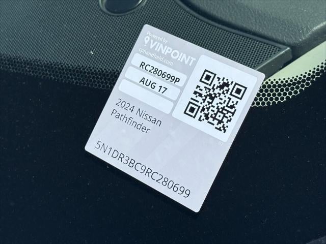 2024 Nissan Pathfinder SV