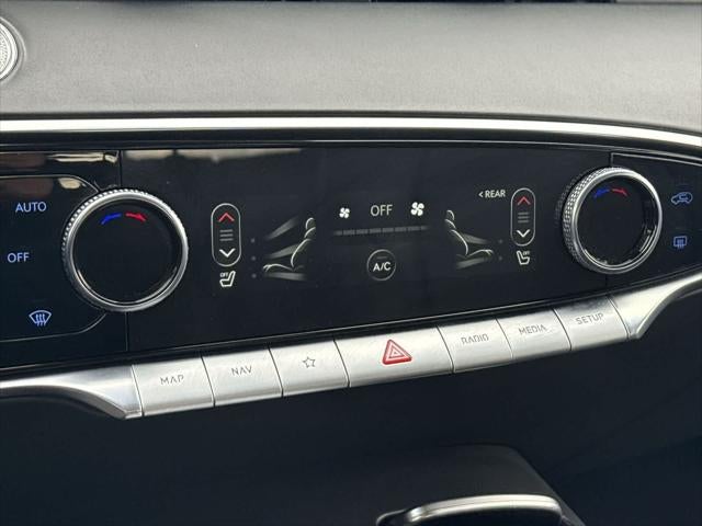 2025 Genesis GV70 2.5T