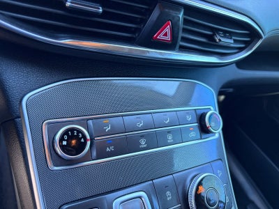 2022 Hyundai Santa Fe SE