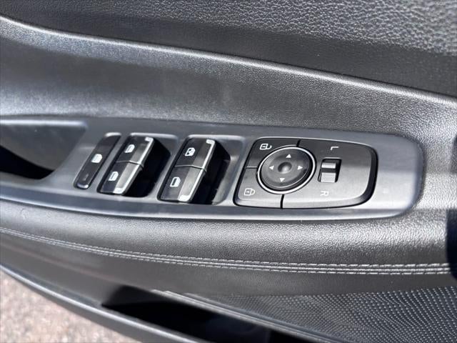 2022 Hyundai Santa Fe SE
