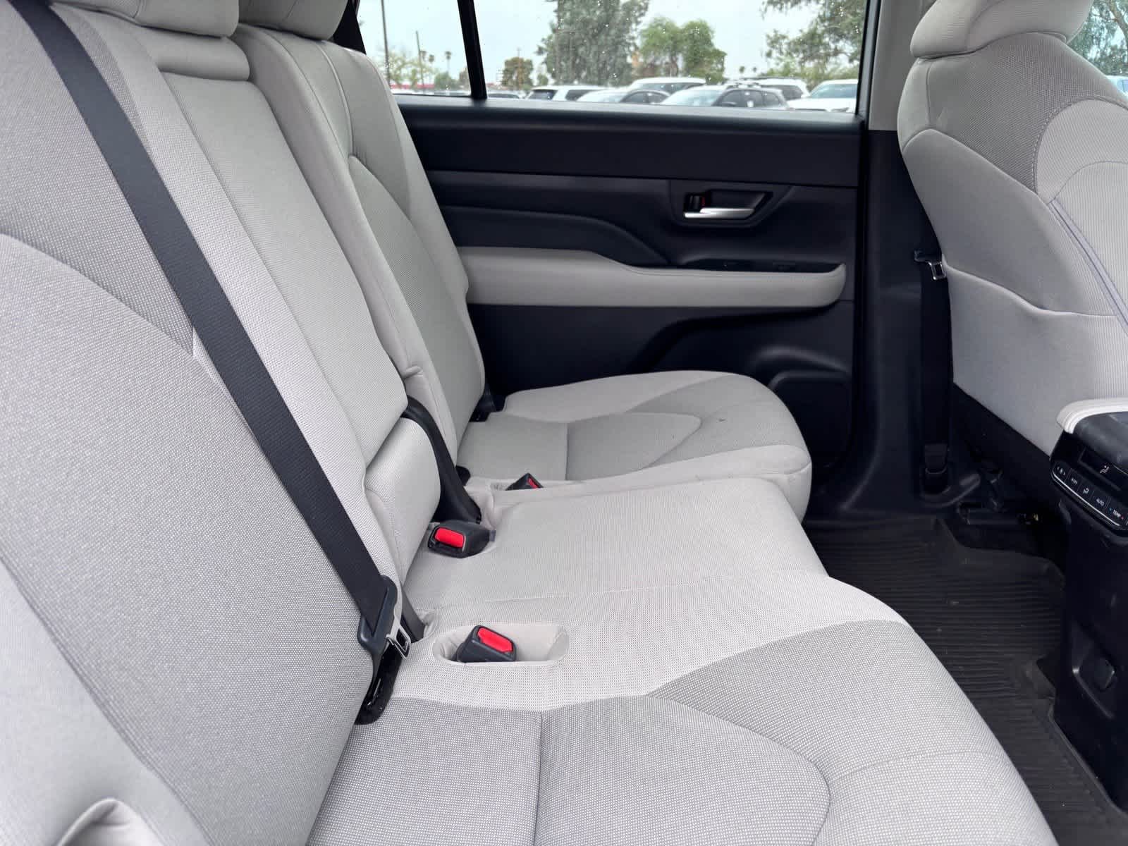 2026 Toyota Grand Highlander Hybrid LE