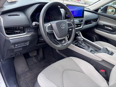 2026 Toyota Grand Highlander Hybrid LE