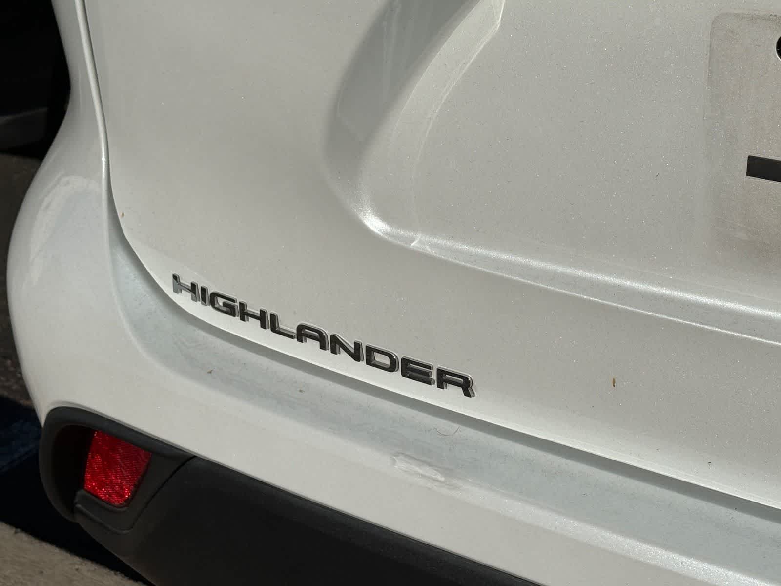 2023 Toyota Highlander Hybrid LE