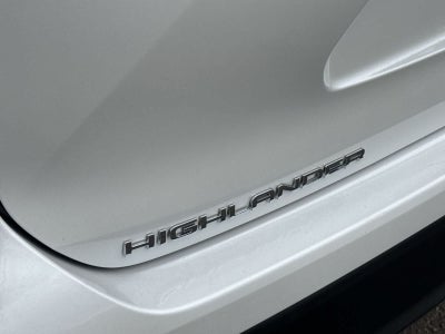 2023 Toyota Highlander Hybrid LE