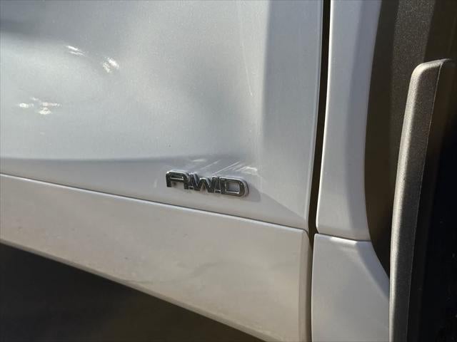 2023 Toyota Highlander Hybrid LE