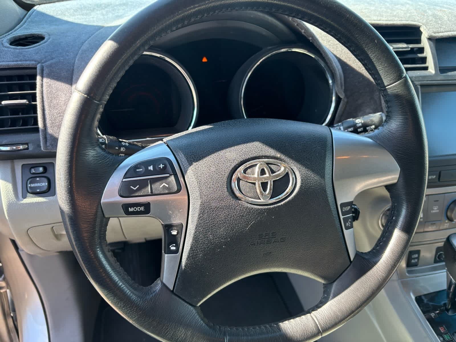 2012 Toyota Highlander SE