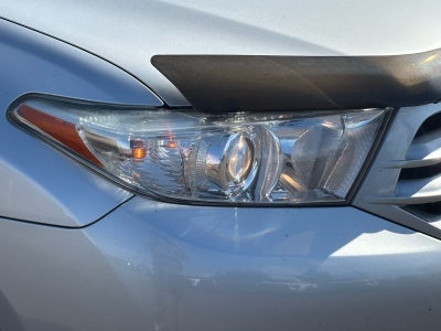 2012 Toyota Highlander SE