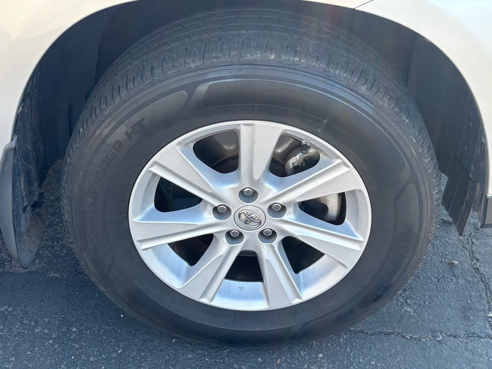 2012 Toyota Highlander SE