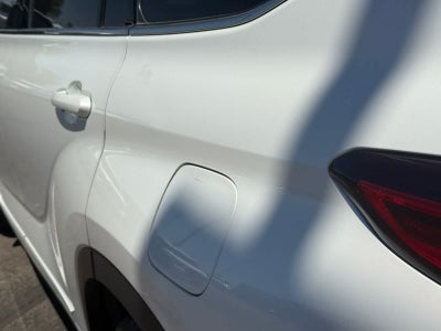 2020 Toyota Highlander LE