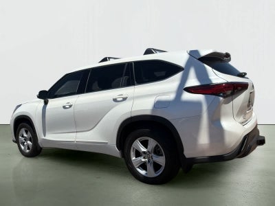 2020 Toyota Highlander LE