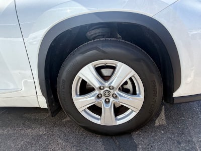 2020 Toyota Highlander LE