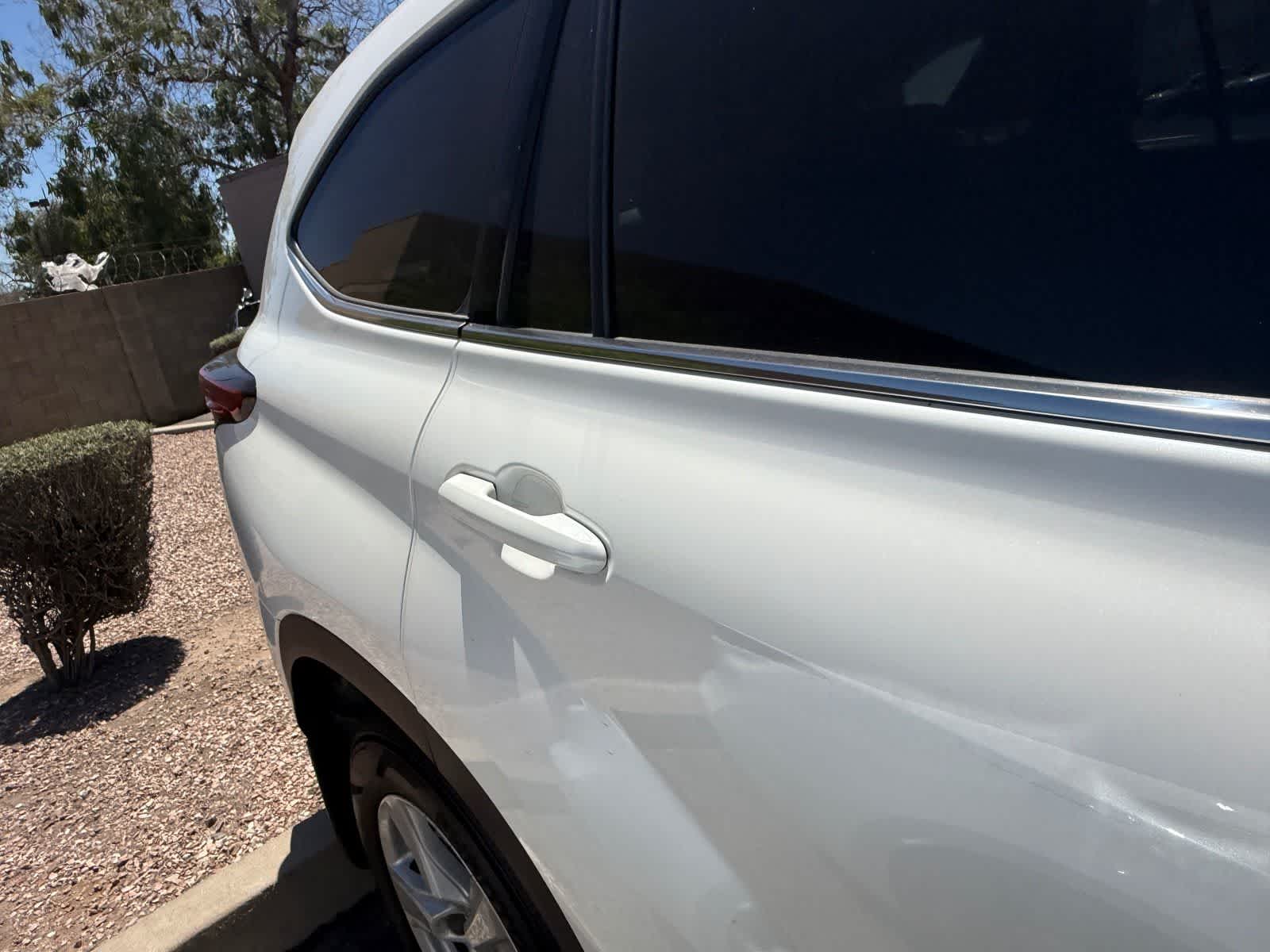2020 Toyota Highlander LE