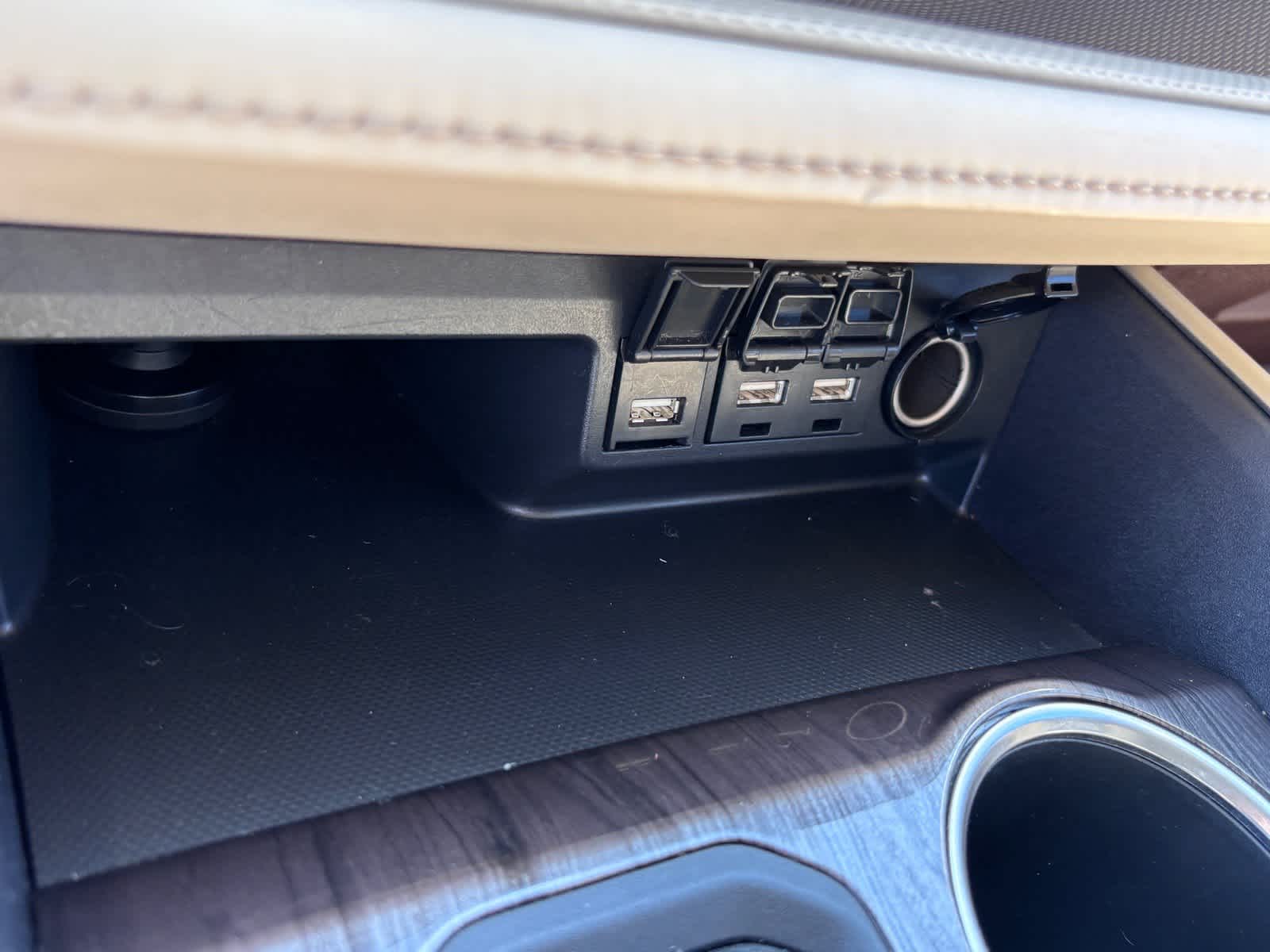 2020 Toyota Highlander Platinum