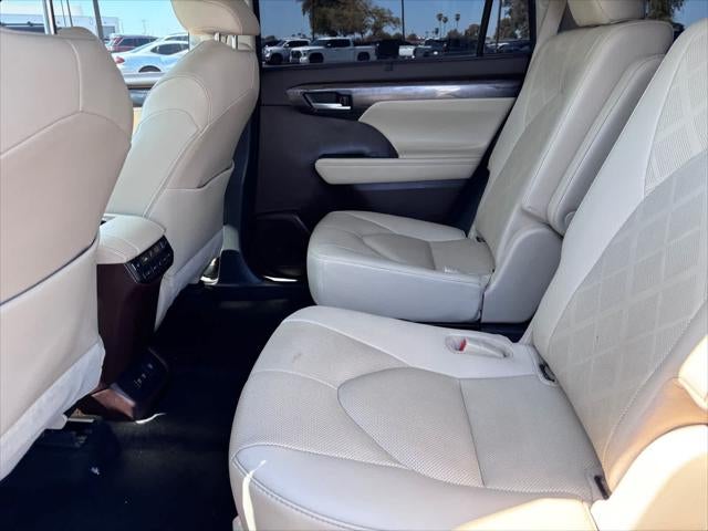 2020 Toyota Highlander Platinum