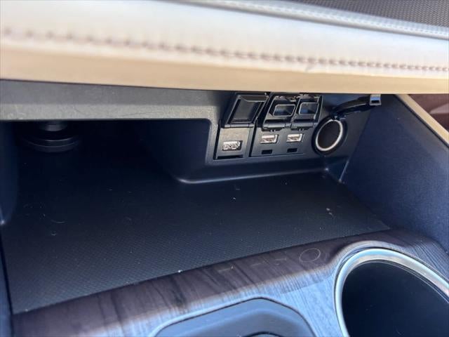 2020 Toyota Highlander Platinum