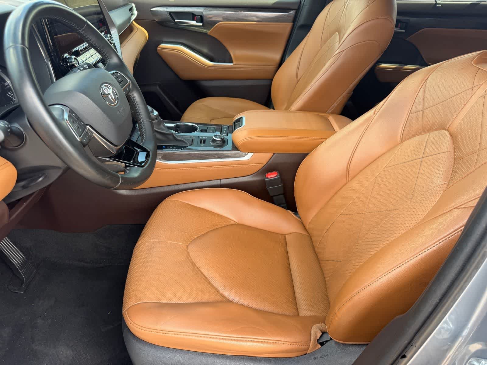 2021 Toyota Highlander Platinum