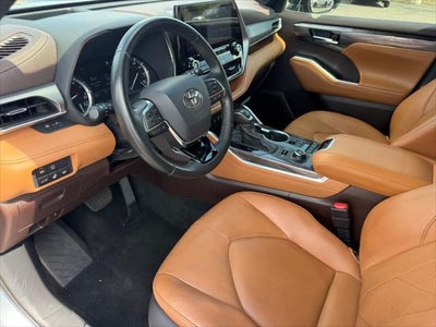 2021 Toyota Highlander Platinum