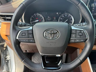 2021 Toyota Highlander Platinum