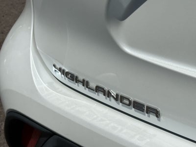 2023 Toyota Highlander LE