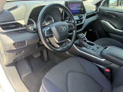 2023 Toyota Highlander LE
