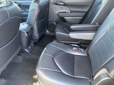 2023 Toyota Highlander XLE