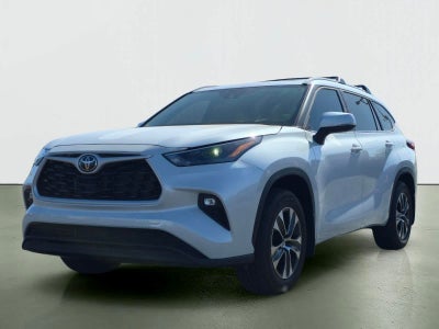2025 Toyota Highlander XLE