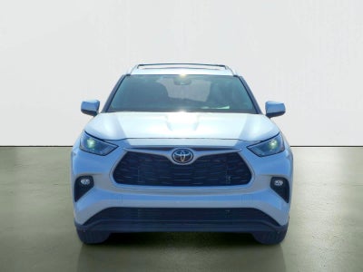 2025 Toyota Highlander XLE
