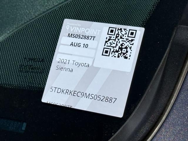 2021 Toyota Sienna LE