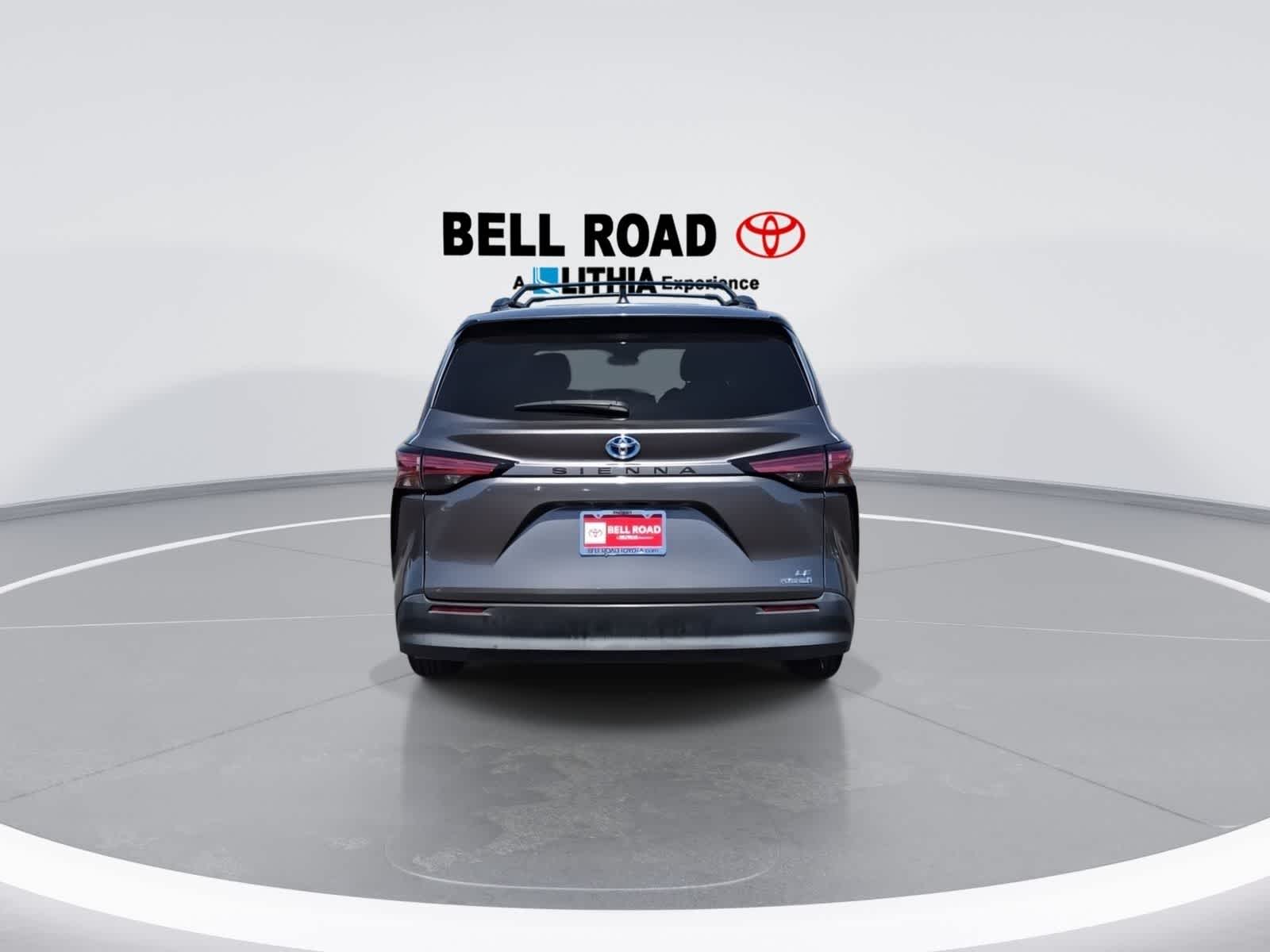 2021 Toyota Sienna LE