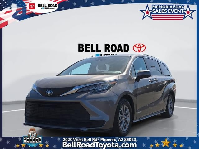 2021 Toyota Sienna LE