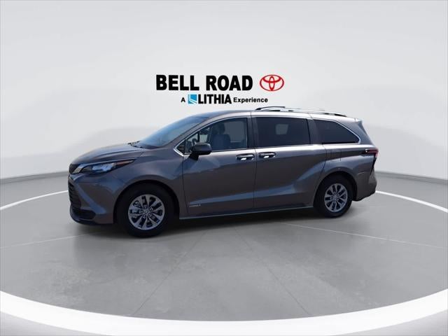 2021 Toyota Sienna LE