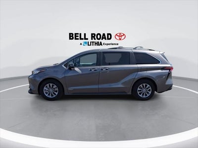 2021 Toyota Sienna LE