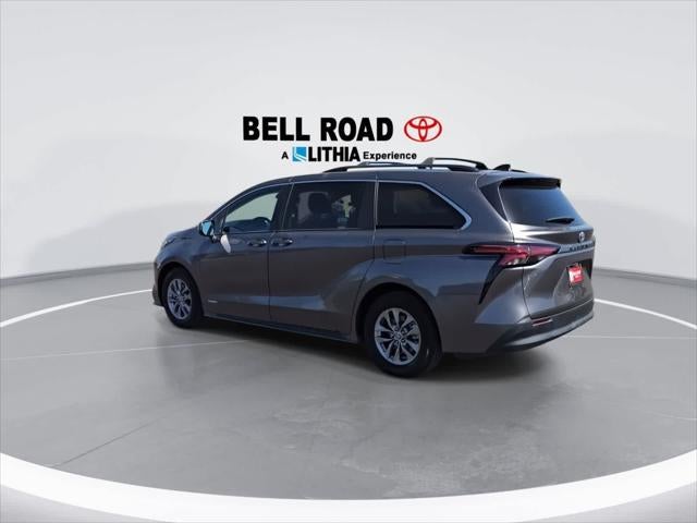 2021 Toyota Sienna LE
